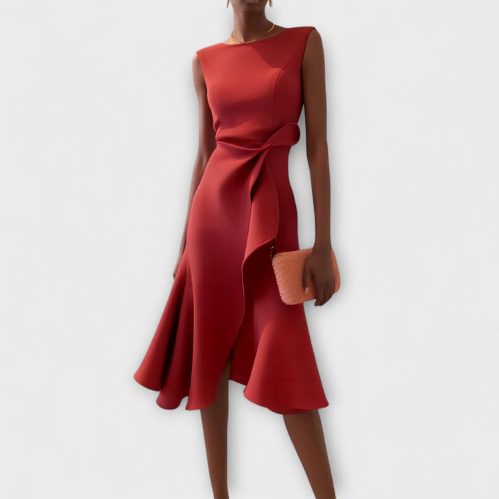 Elegant women's asymmetric midi dress, perfect for parties & special occasions. Sleeveless & versatile formal wear.