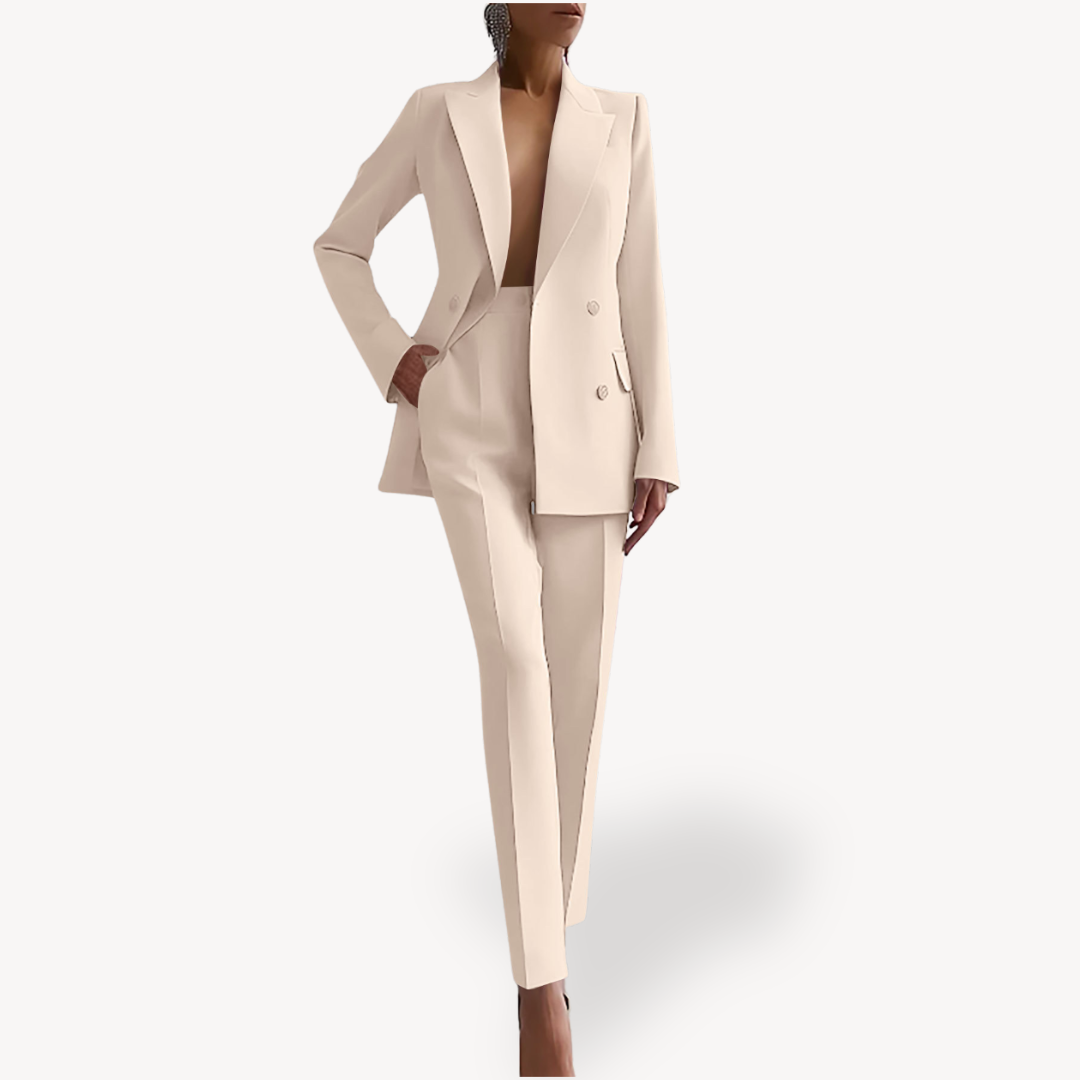 Chic women's two-piece set: double-breasted blazer & tailored pants. Ideal for office workwear & professional look.