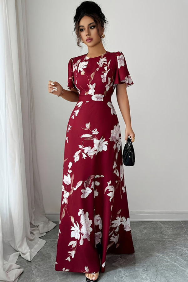 Spring floral midi dress for women, elegantly pleated, a perfect blend of retro and modern.