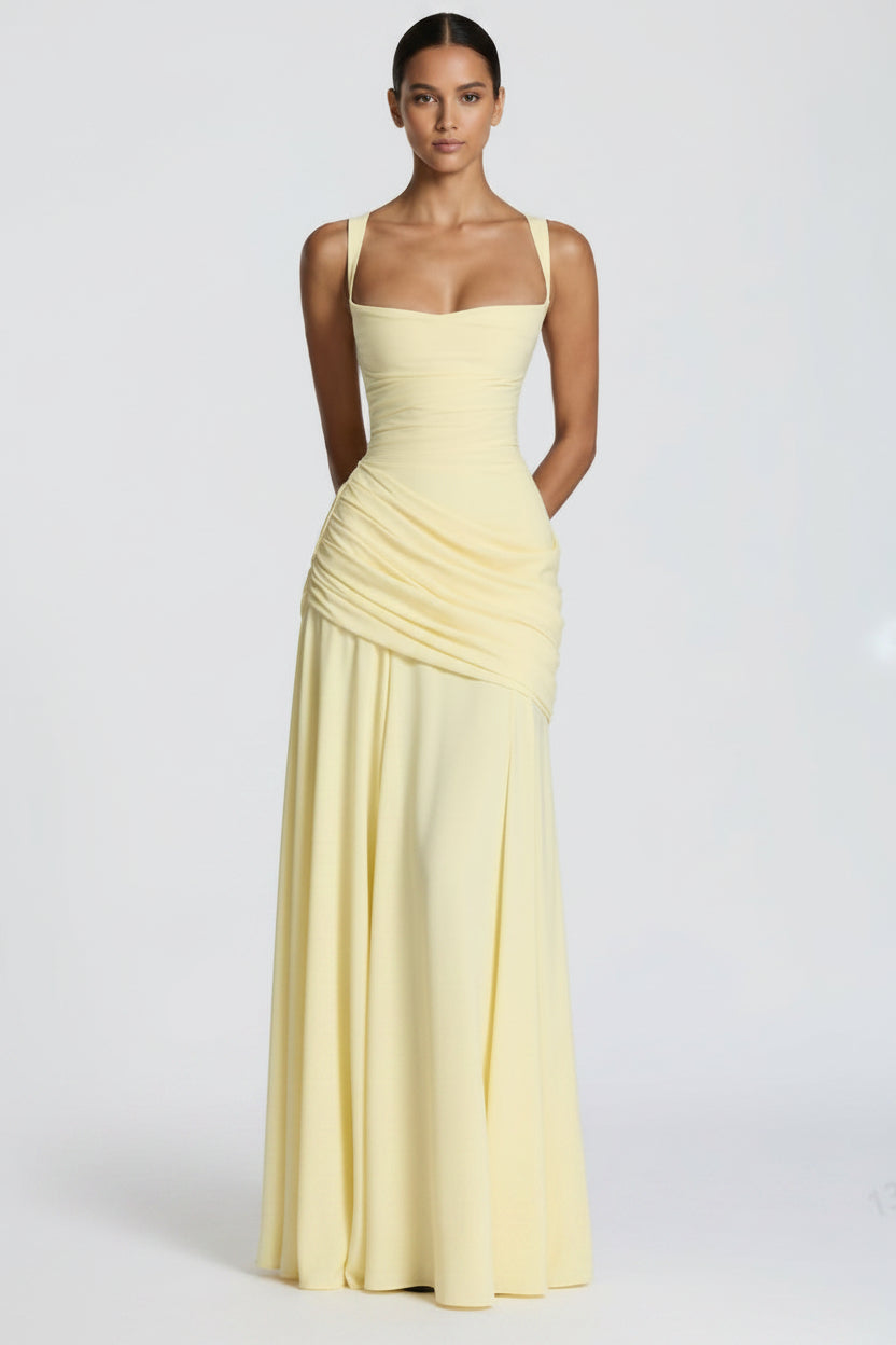 Sophisticated women's long maxi dress with a flowing silhouette, perfect for any elegant occasion.