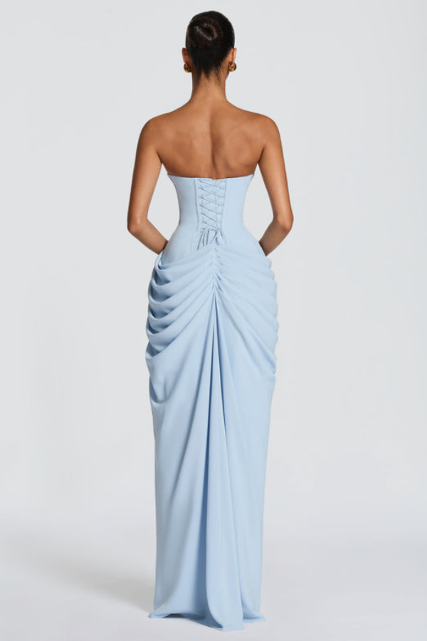 Graceful women's elegant flowing maxi dress, perfect for evening wear & formal events.