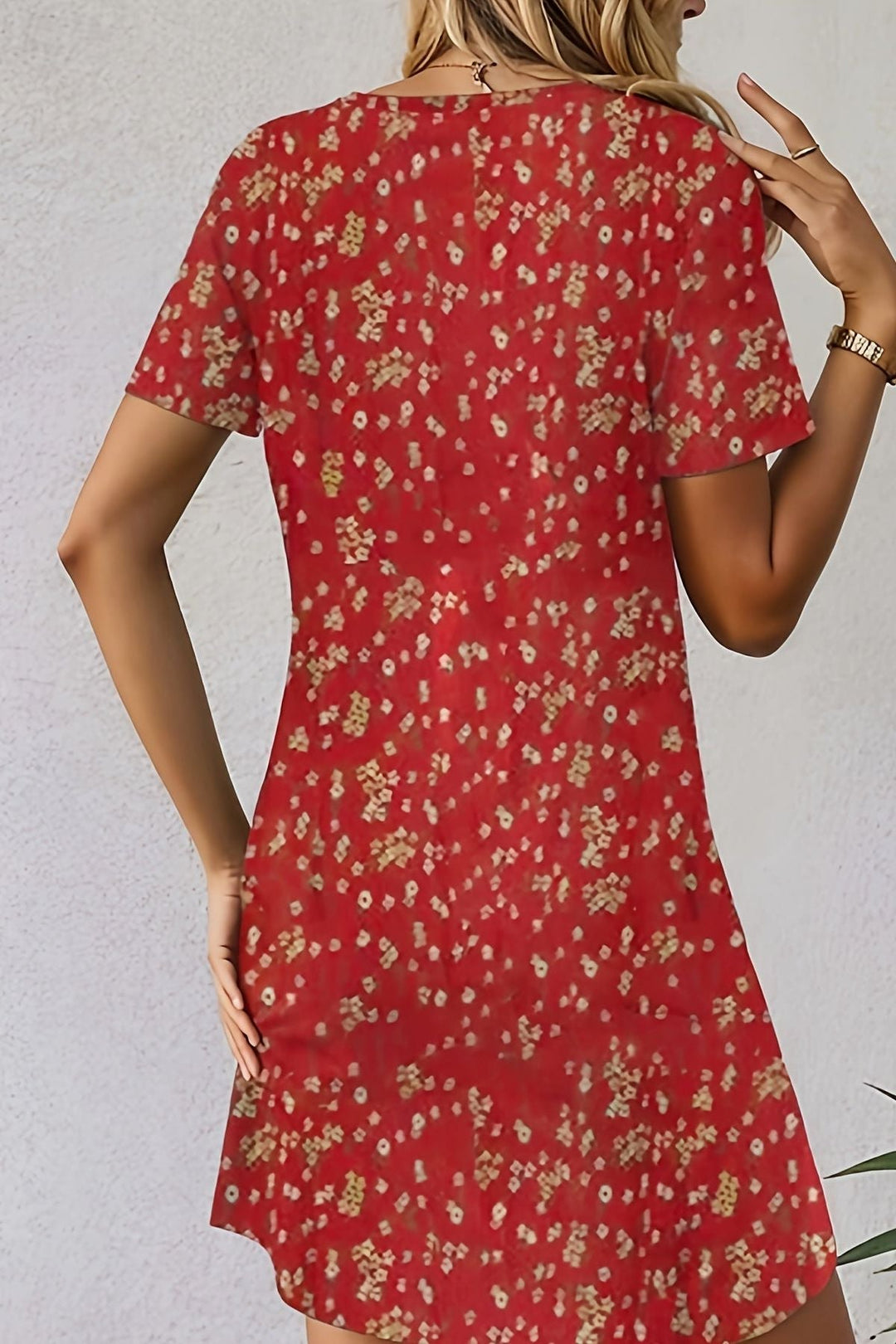 Versatile women's elegant midi dress, perfect for cocktail parties, evening events, or formal wear.