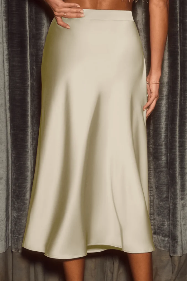 Sleek & elegant women's high-waist A-line midi skirt, versatile flowy design for office, summer, and date night.