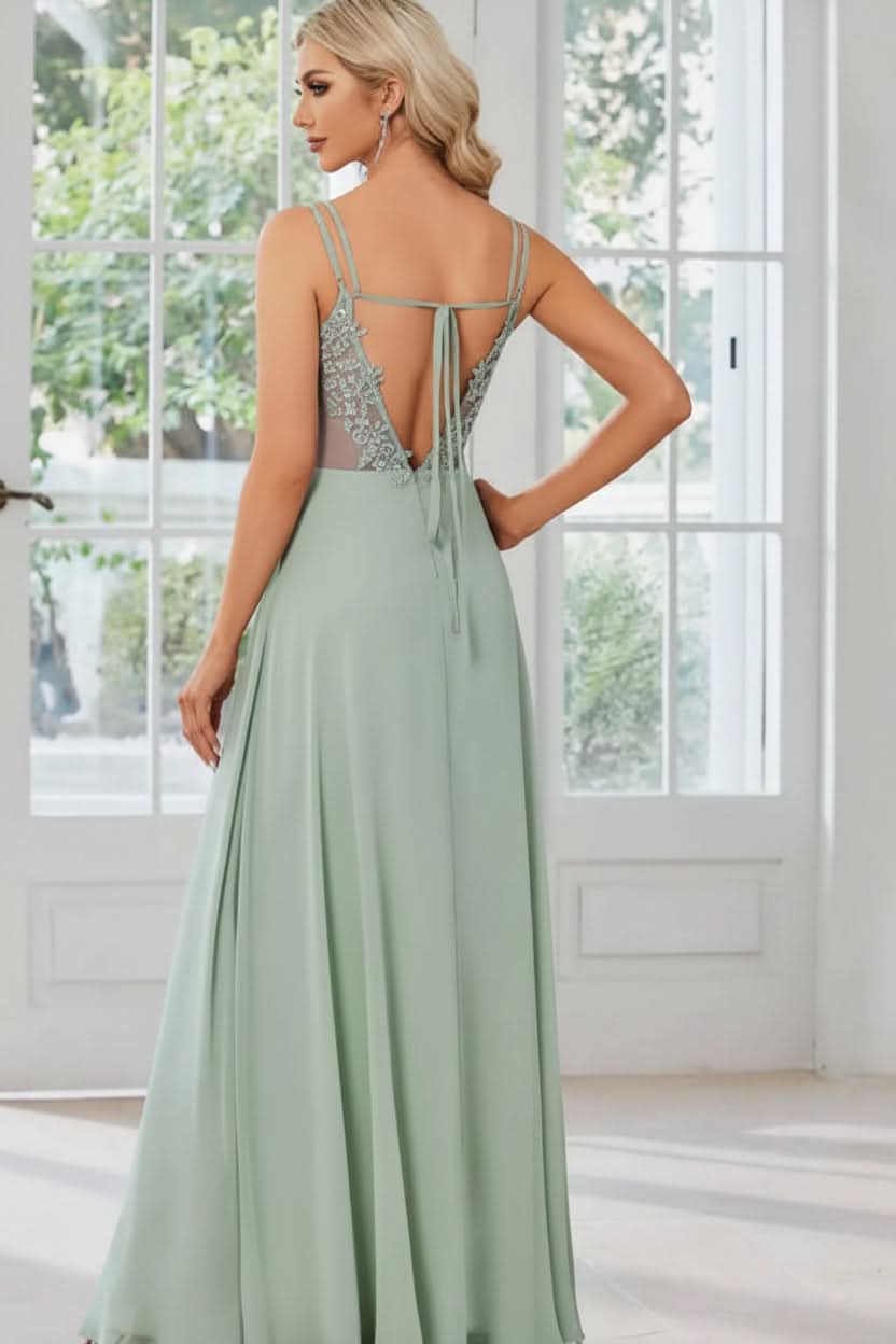 Stylish women's halter neck keyhole maxi dress. Ideal elegant evening gown, wedding guest, or prom dress.