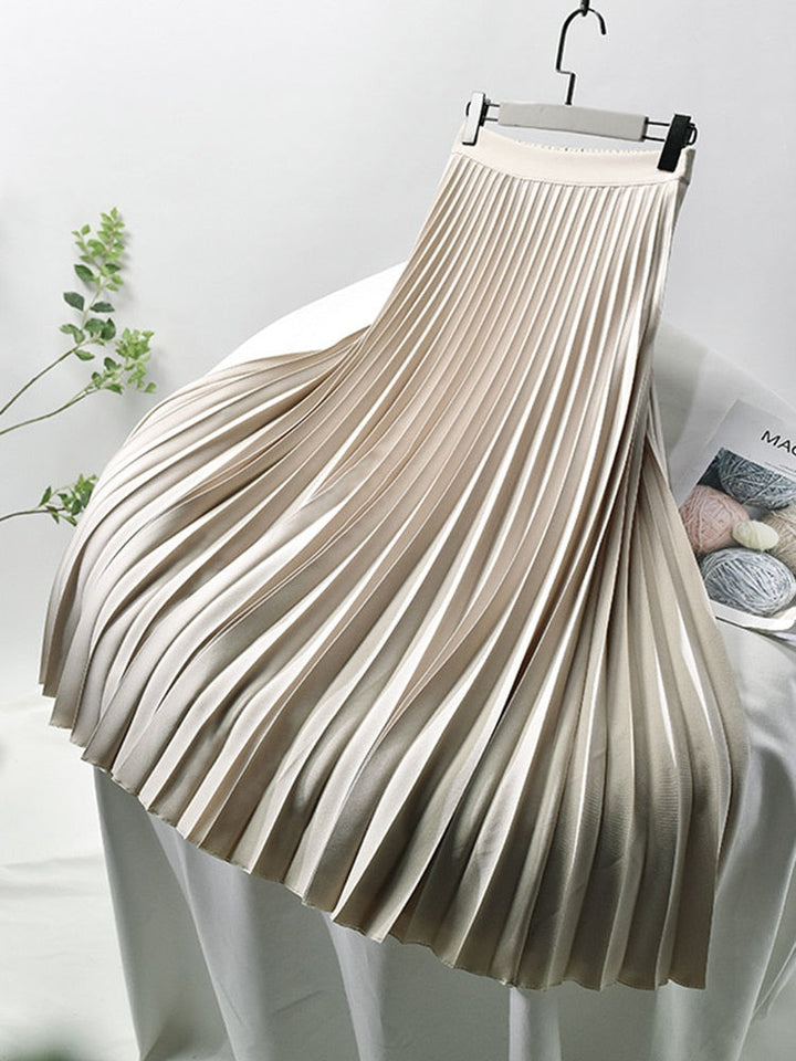 Chic high-waisted midi skirt for women, featuring elegant pleats & a classic, versatile style.