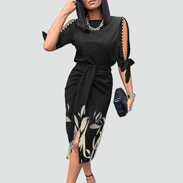 Plus size women's formal midi dress for evening events, featuring elegant lace sleeves and a stylish V-neck design.