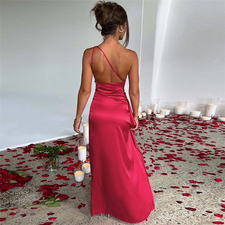 Sophisticated women's one-shoulder maxi dress, elegant and flowing, perfect for formal or party attire.