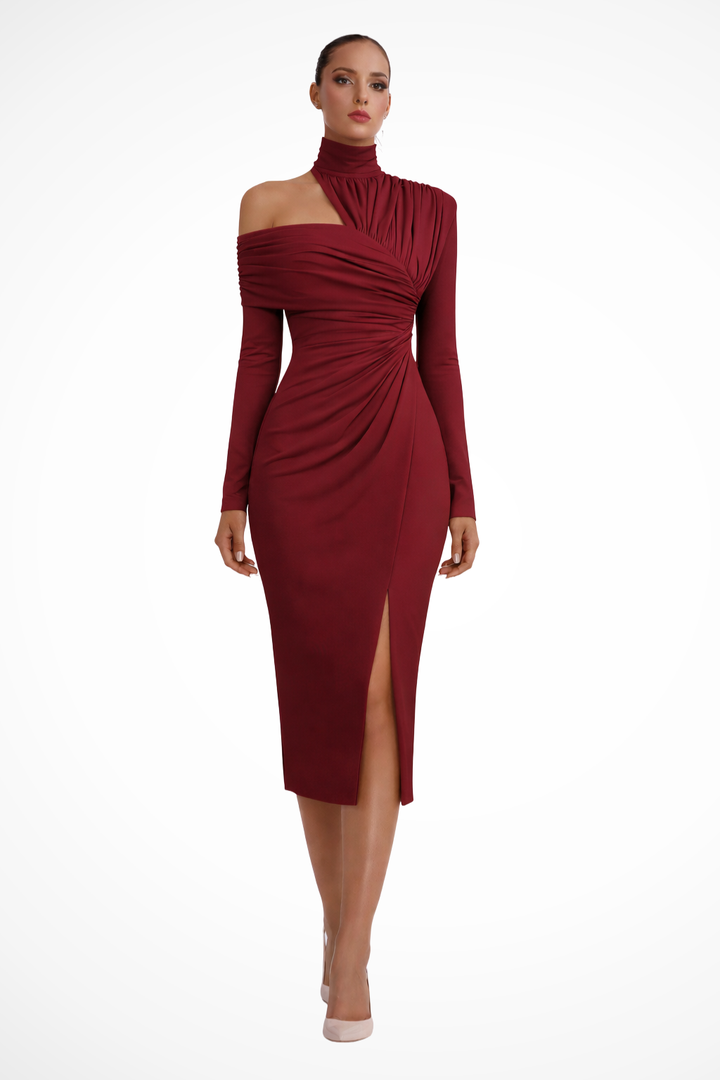 Modern women's one-shoulder midi dress, features sophisticated ruching & a chic side slit.