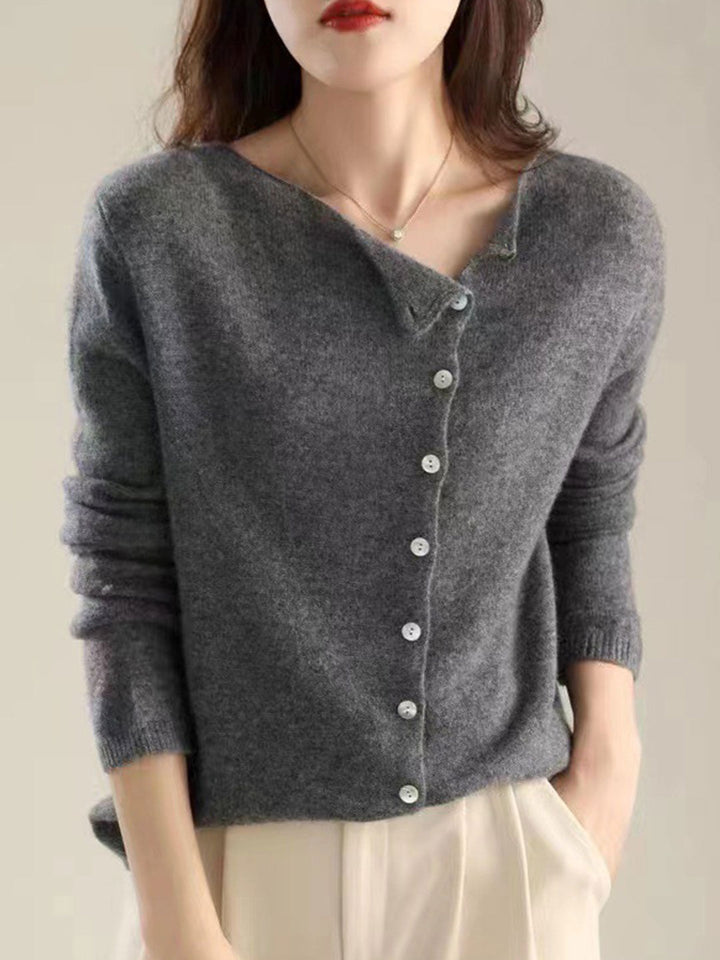 Comfortable women's open-front cardigan. Chic knit perfect for stylish all-season layering.