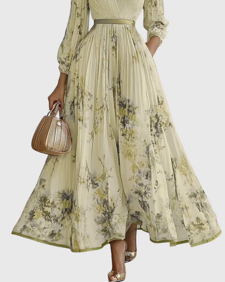 Floral print women's pleated maxi dress, long sleeves. Perfect for elegant spring and summer outings.