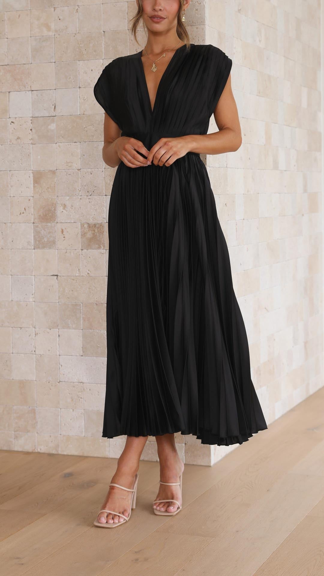 Chic women's sleeveless V-neck pleated maxi dress, perfect for weddings & parties.