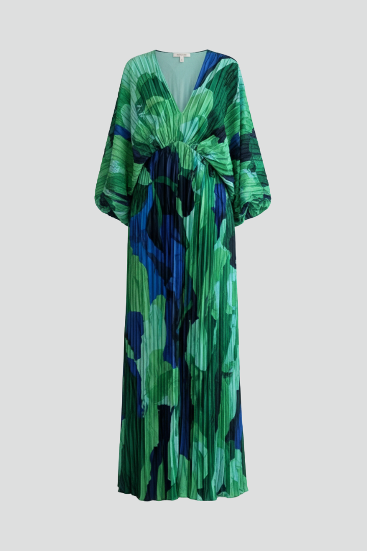 Elegant women's pleated maxi dress with V-neckline and side slit, perfect for evening wear or summer fashion.