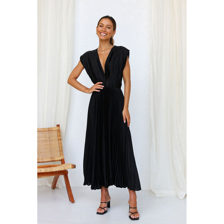 Effortlessly stylish women's V-neck pleated midi dress, designed for comfort and elegance.