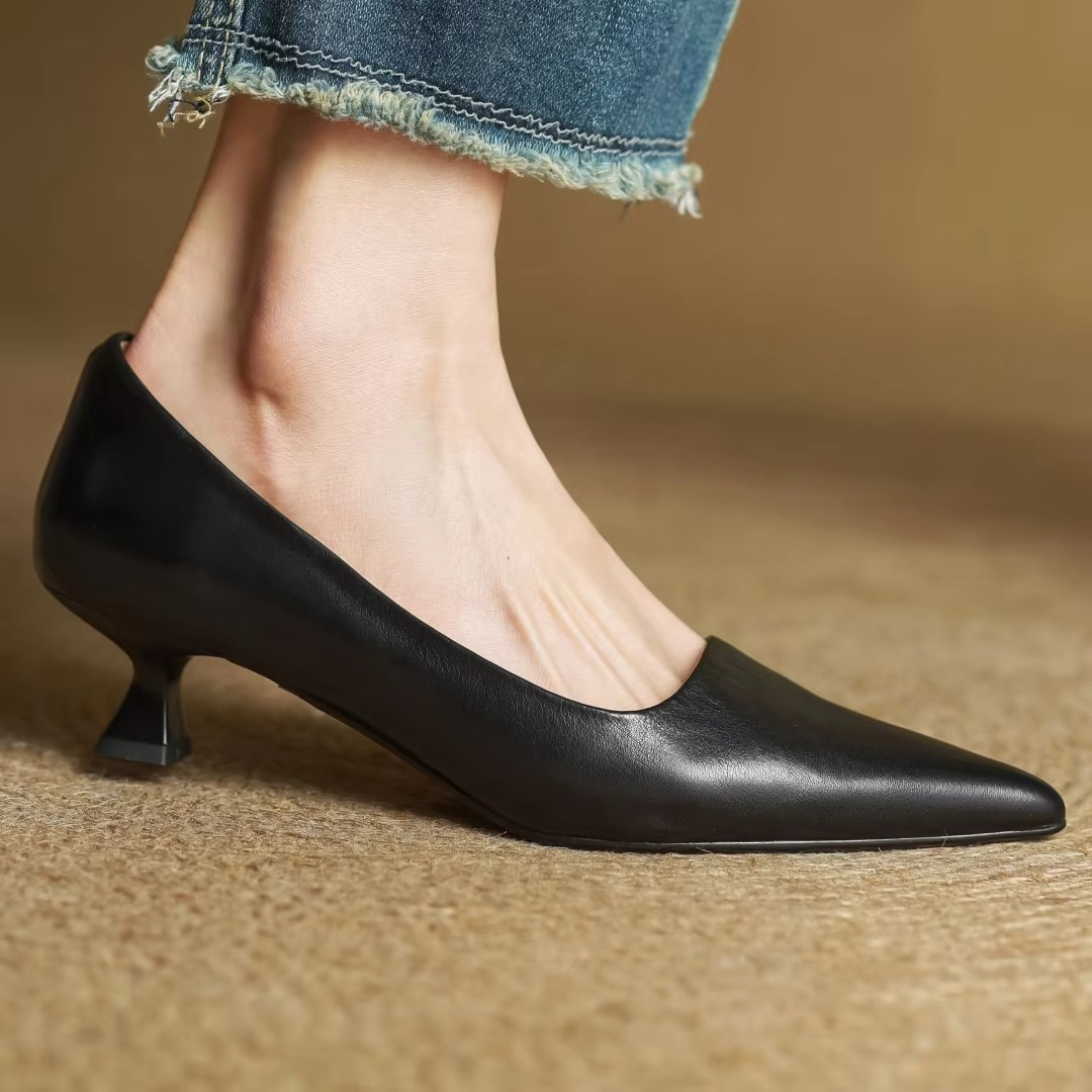 Versatile women's elegant pointed-toe pumps, comfortable thin heels for all-day dress wear and special occasions.
