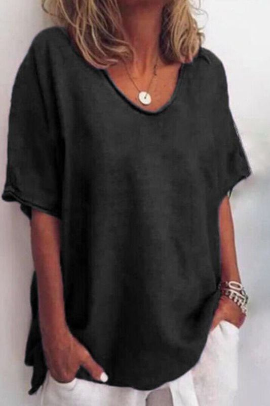 Women's elegant printed blouse, designed for comfort and style, perfect for any occasion from work to casual.