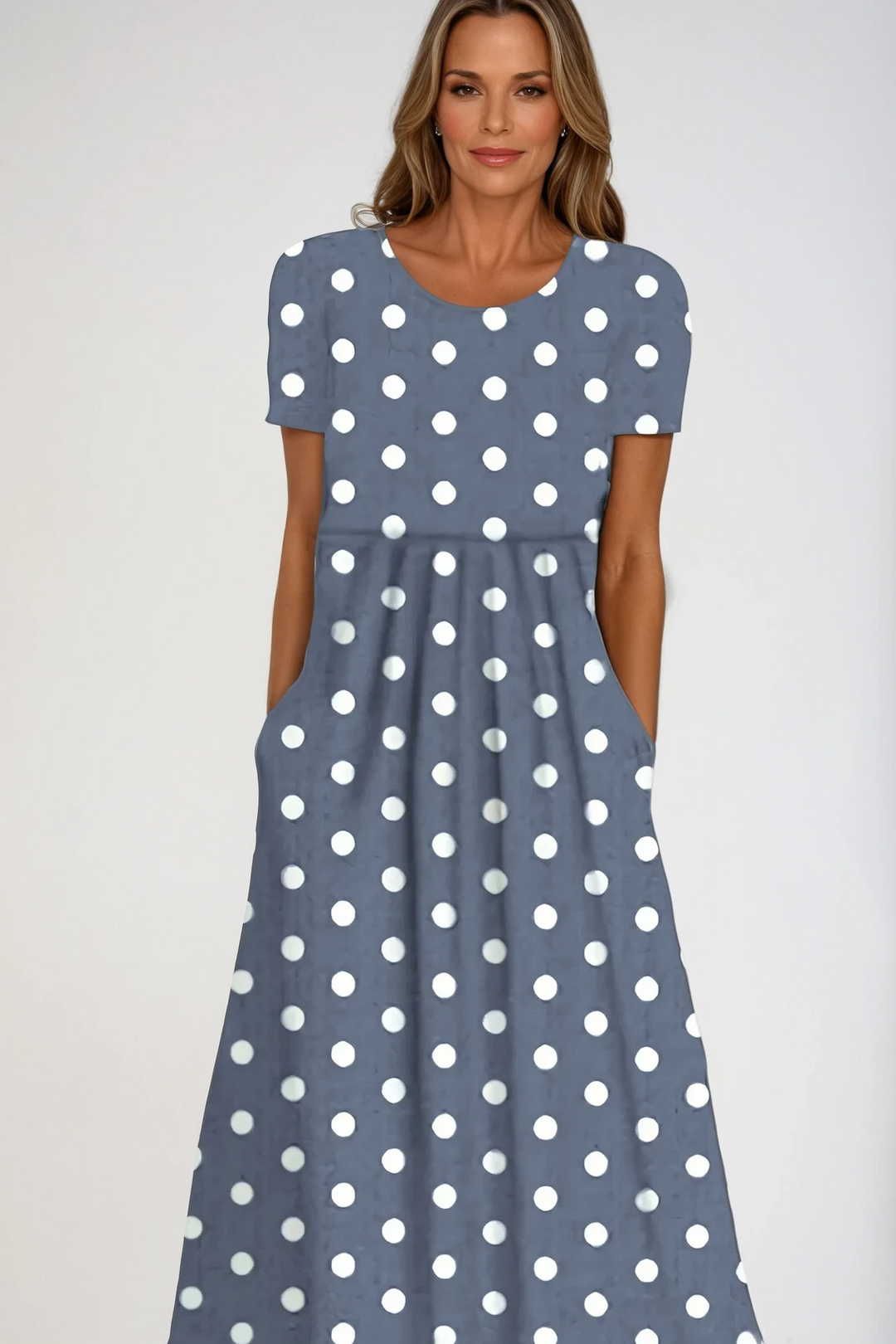 Flattering women's printed maxi dress, stylish & comfortable for parties or formal events. Long, feminine design.
