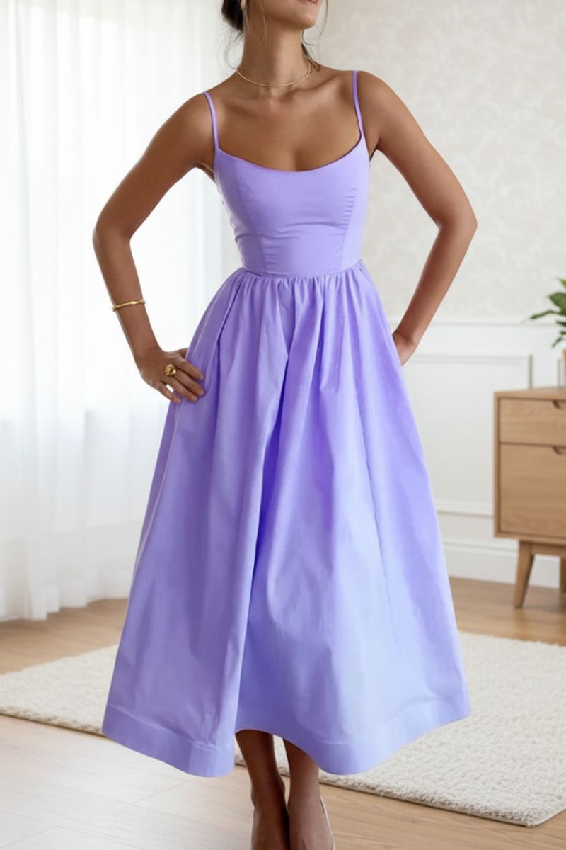 Stylish women's scoop neck party dress; a versatile sleeveless midi cocktail dress for any special event.