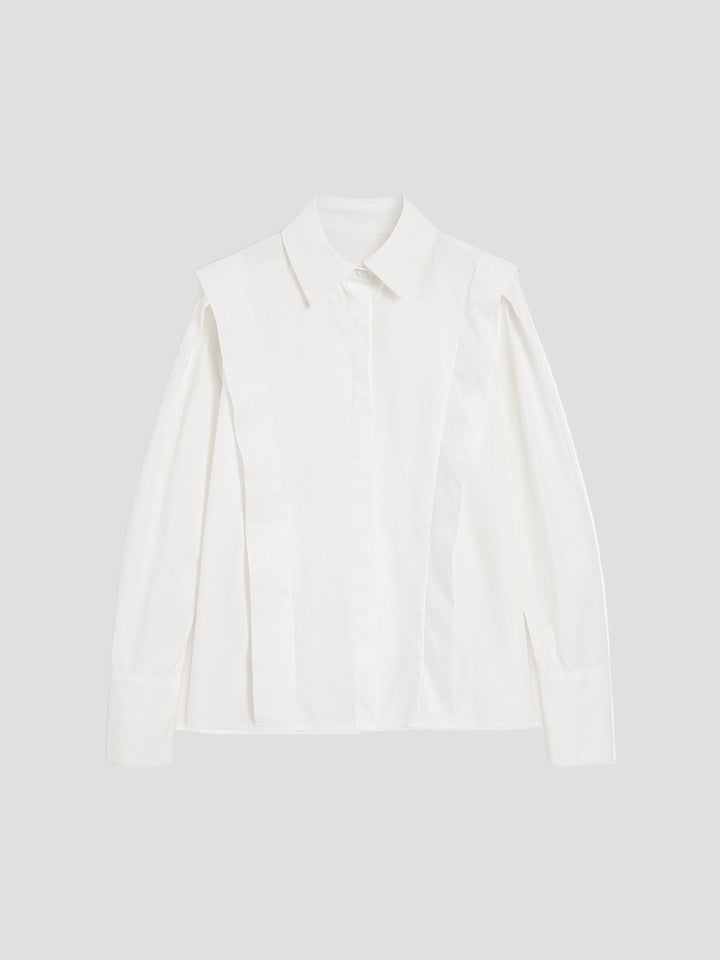 Versatile women's square neck button-down shirt. A chic and classic long sleeve top for any occasion.