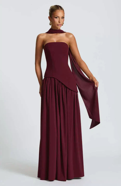 Elegant women's strapless flowing maxi dress for formal events & evening parties. Chic and comfortable.