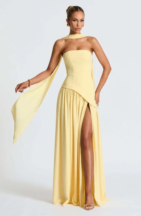 Beautiful strapless flowing maxi dress for women, ideal as an elegant evening gown or formal party dress.
