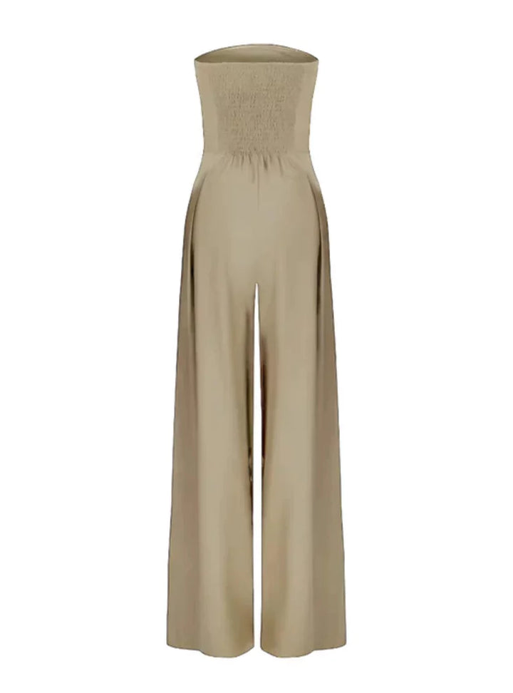 Versatile women's elegant wide-leg strapless jumpsuit. Ideal for evening, summer, & wedding guest attire.