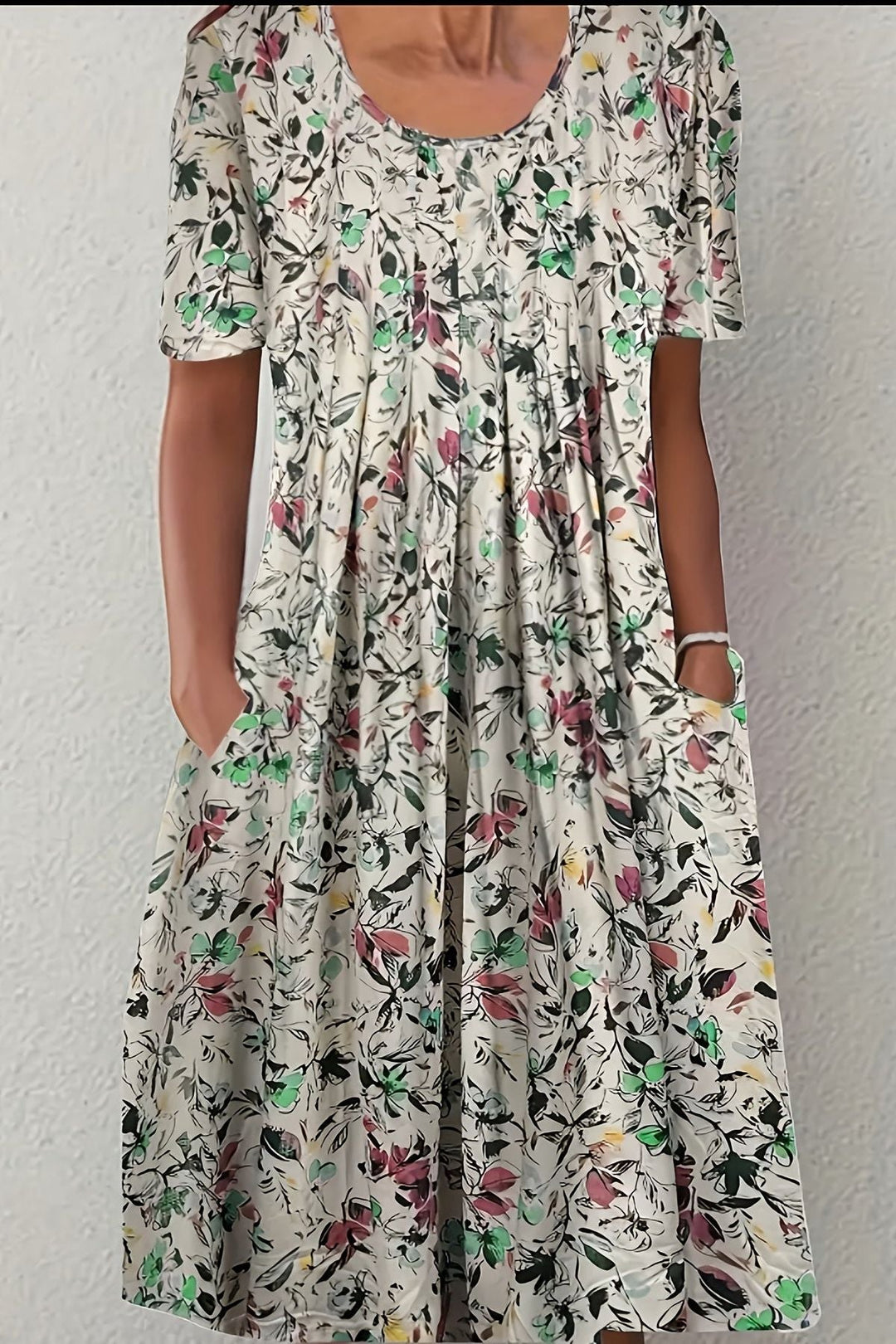 Elegant women's structured midi dress, A-line silhouette, perfect for formal events & special occasions. High-quality women's fashion.