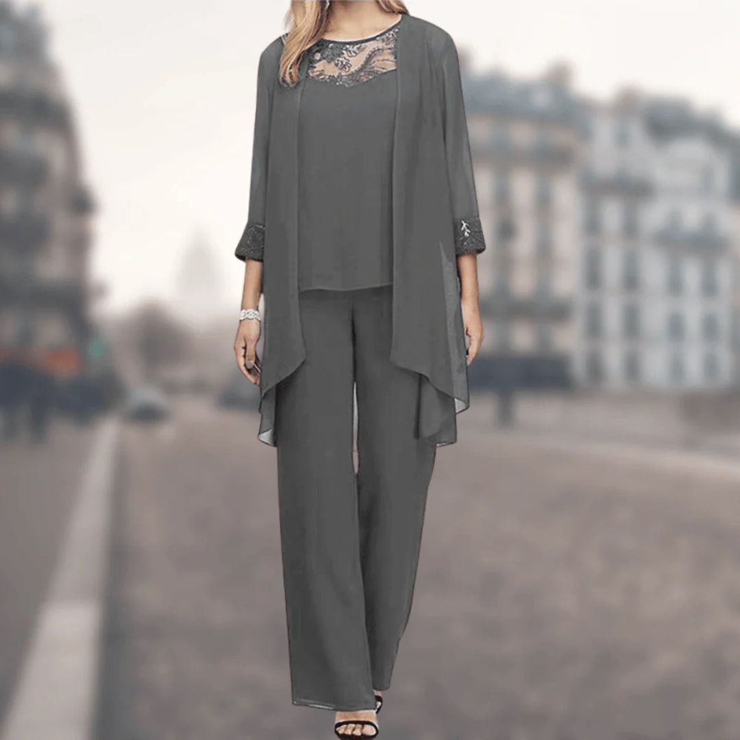 Women's elegant flowy three-piece loungewear set, perfect for casual chic spring and summer style.