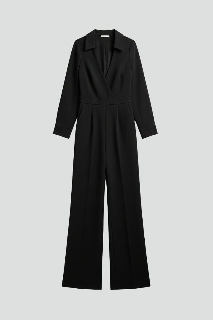 Elegant women's wide-leg jumpsuit with shirt collar, perfect for formal or casual chic style.