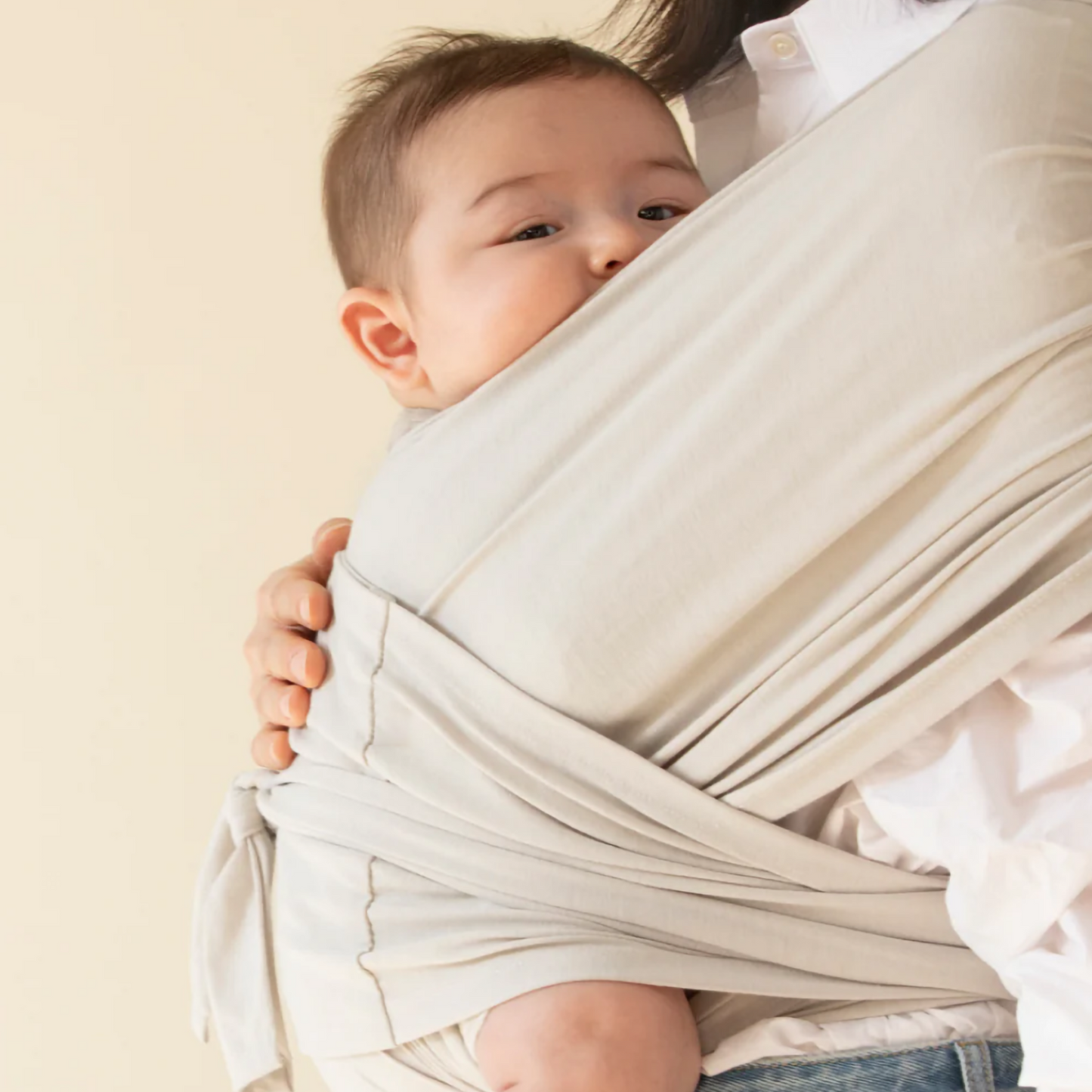 Multifunctional baby carrier wrap, ideal for walks and daily activities with your little one