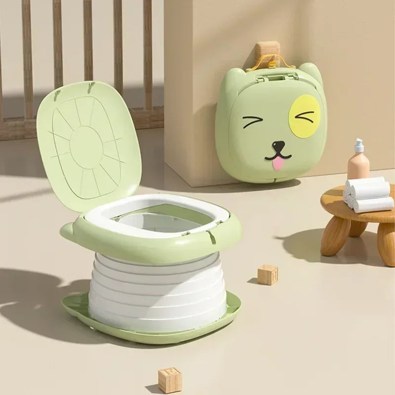 Foldable children's travel toilet, a must-have for active families