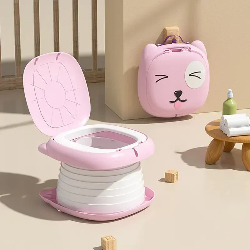 Compact portable potty for children, supporting easy toilet training