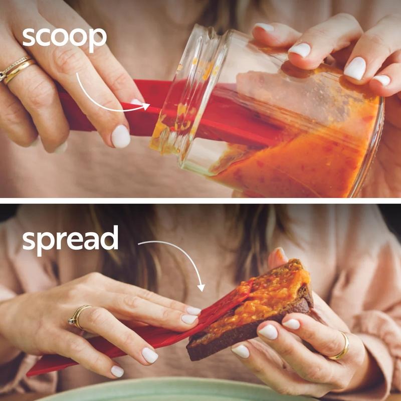 Compact and foldable measuring spoons, magnetic for easy storage, essential kitchen gadget for baking precision.