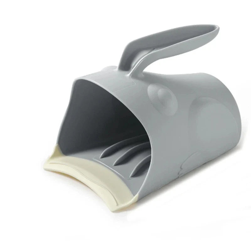 Frog-shaped baby bath rinse cup for gentle shampoo rinsing, protecting infant's eyes.