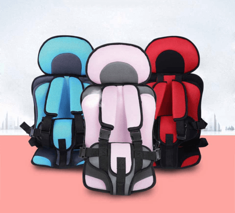 Close-up of the 5-point harness system on a safe car seat, ensuring ultimate protection.