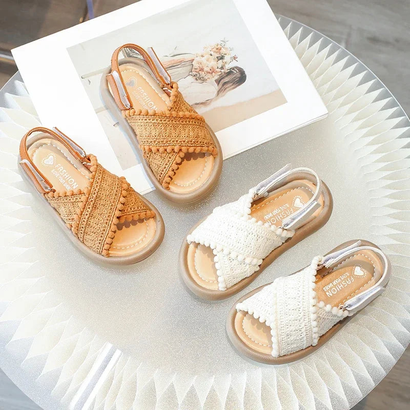 Toddler girl casual sandals, retro princess design, open toe & non-slip for summer wear