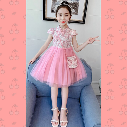 Toddler girls' elegant floral cheongsam dress, a traditional Chinese cultural dress with flower print.