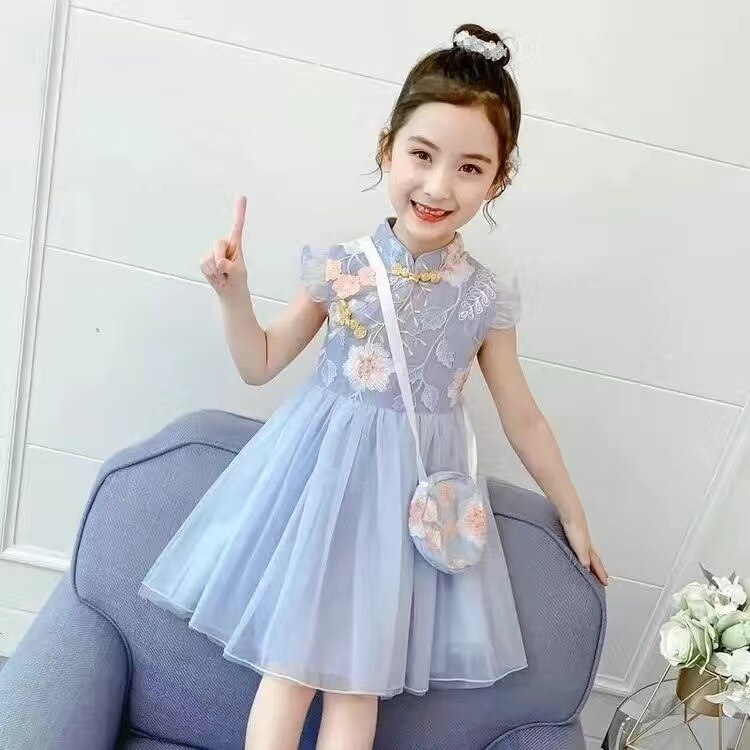 Traditional Chinese cheongsam dress for girls, features beautiful floral and flower print design.
