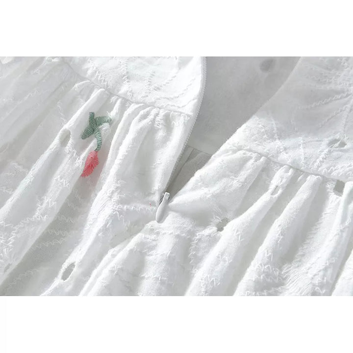 Charming girls sleeveless princess dress with delicate floral patterns, comfortable cotton blend, everyday wear