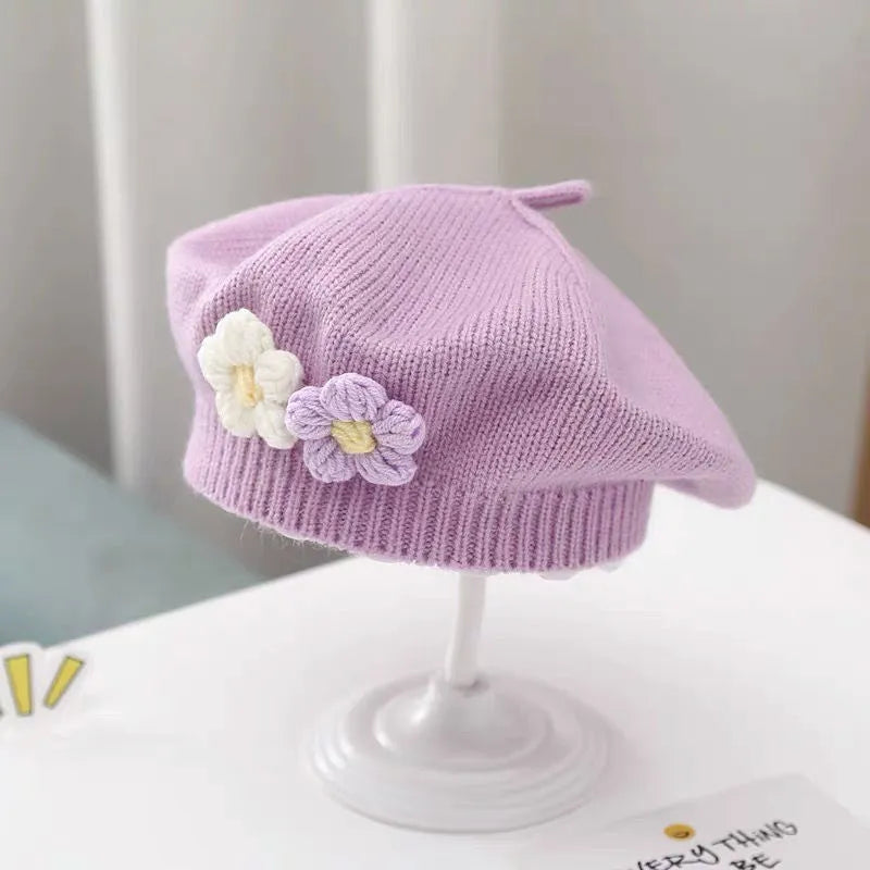 Baby girl's autumn beret, cute knit French style, comfortable infant headwear