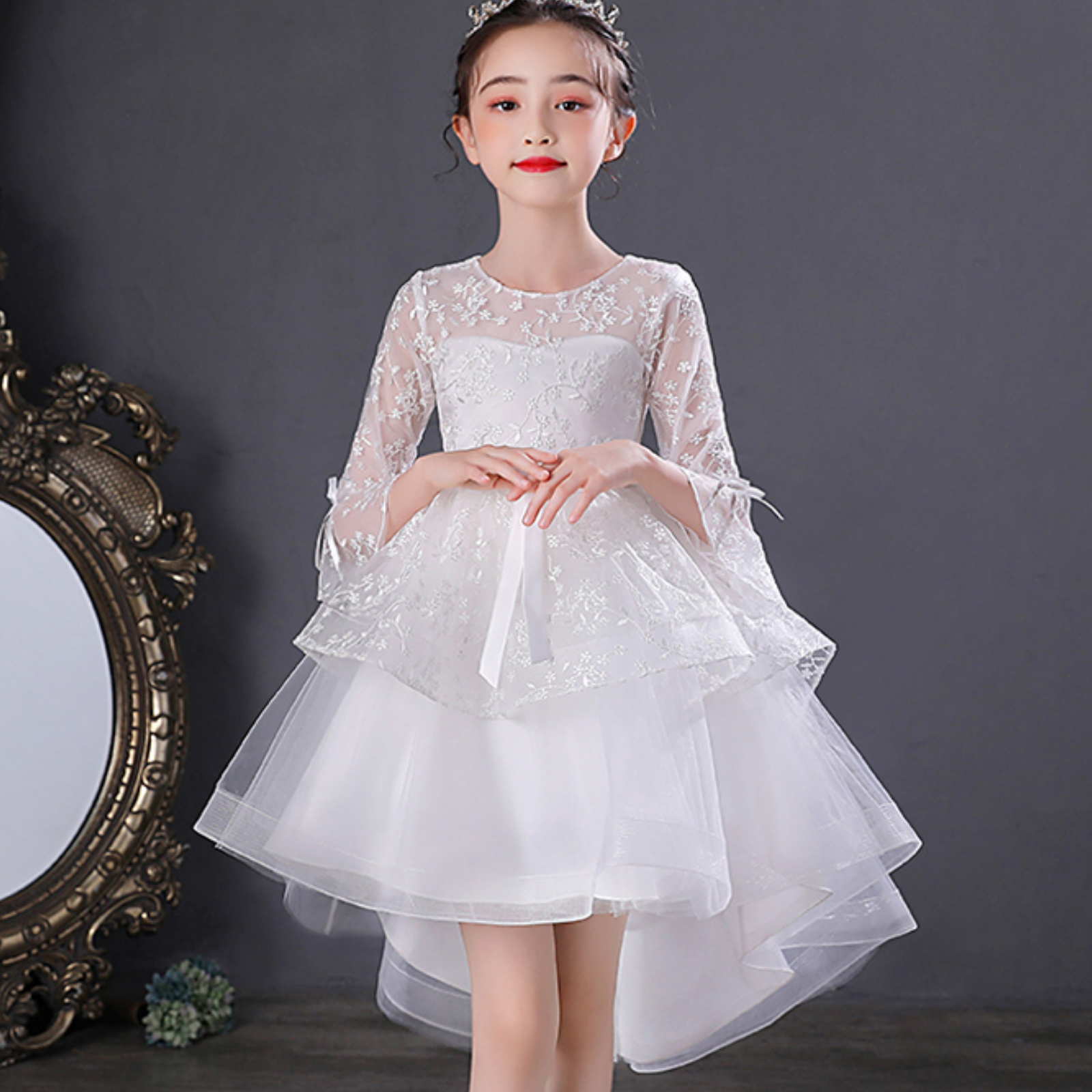 Girls' jacquard mesh bow princess party dress, dovetail, sleeveless, for special occasions.