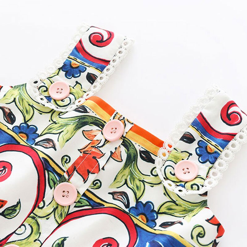 Colorful abstract print knee-length girls dress. Casual polyester O-neck toddler & children's fashion dress.