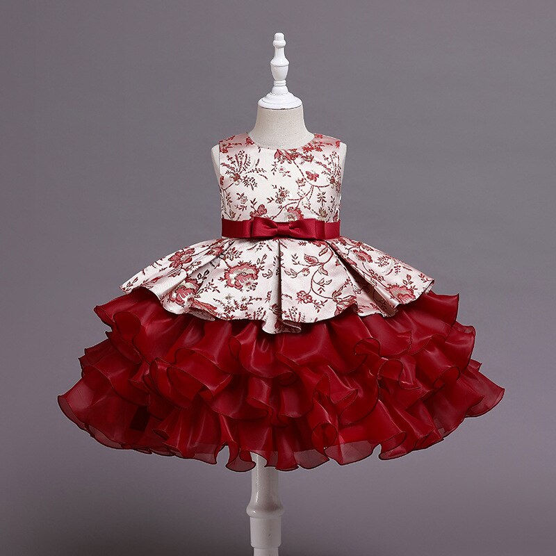 Kids fashion butterfly sleeve retro princess ball gown, suitable for parties and events