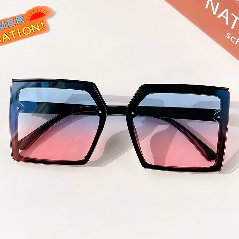 Stylish girls' shades, geometric design for children's fashion, providing sun protection and comfort.