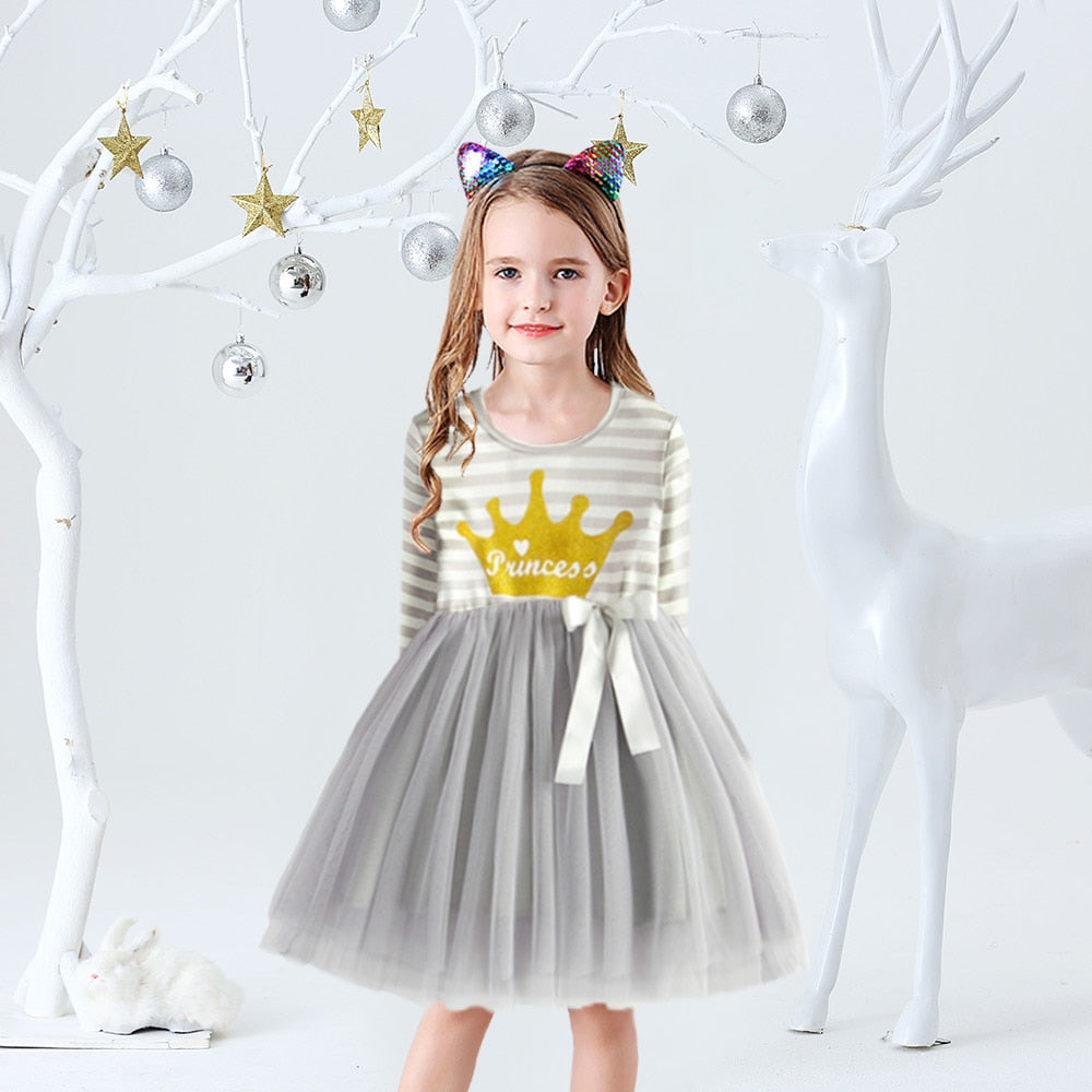 Rabbit print cotton dress for baby girls, a sweet and comfy knee-length casual outfit for kids' fashion.
