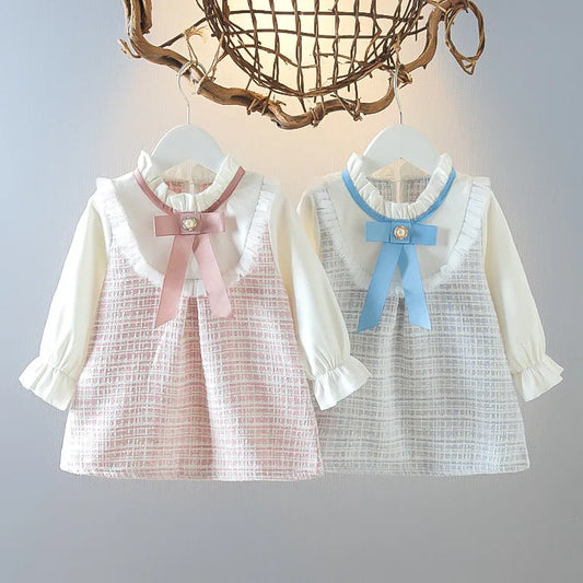 Girls' vintage plaid dress with bow, perfect for spring/autumn baby girl fashion.