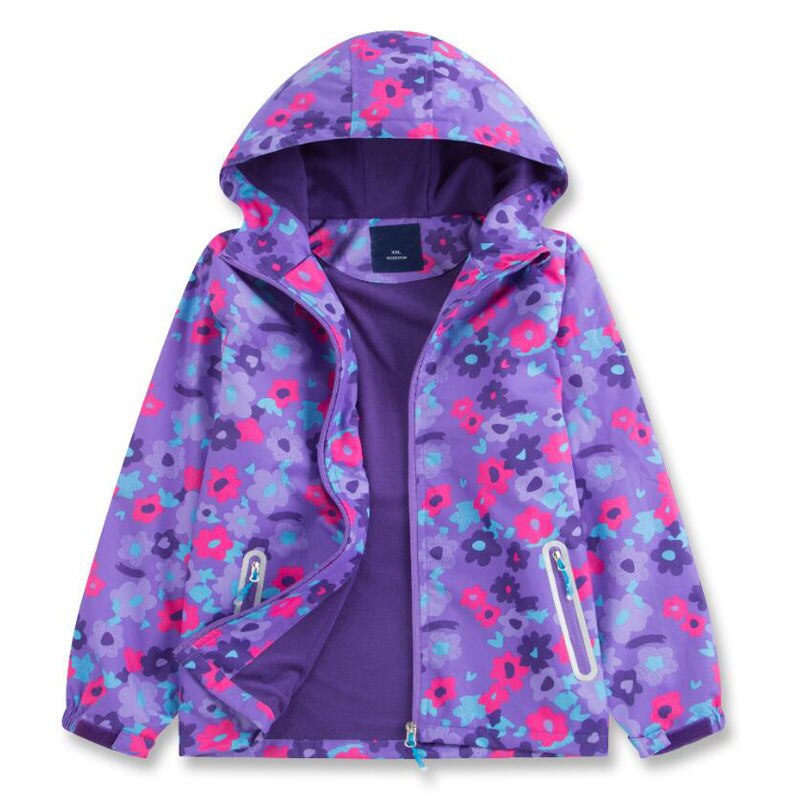 Lightweight girls' polyester jacket with charming heart print, waterproof, easy to clean
