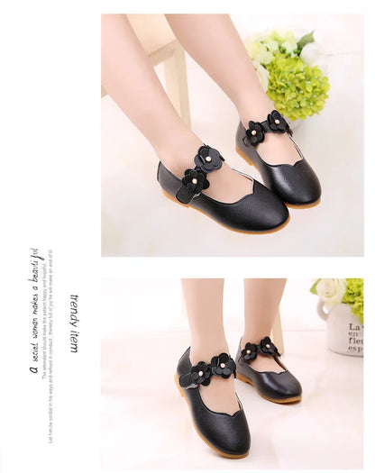Girls wedding shoes, white leather princess sandals with an elegant buckle strap.