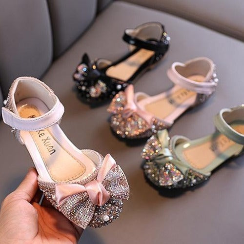 Infant footwear: elegant girls' pearl rhinestone bow flats, ideal for parties and dress up