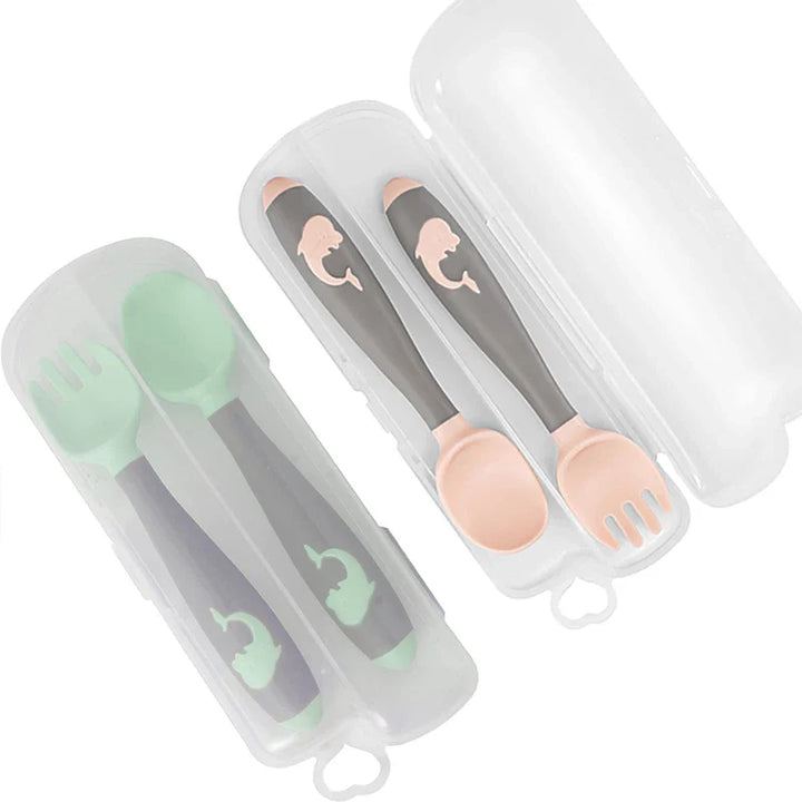 Pink silicone toddler self-feeding fork & spoon set. Ideal for weaning & baby-safe use.