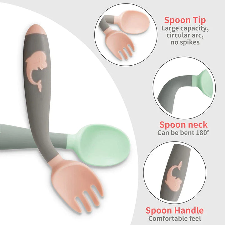 Toddler self-feeding green silicone fork. Easy-grip handle, perfect for infant weaning.